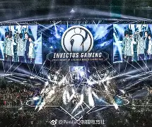 巴西队的后防线是清一色的巴西队员 巴西队的后防线是清一色的巴西队员